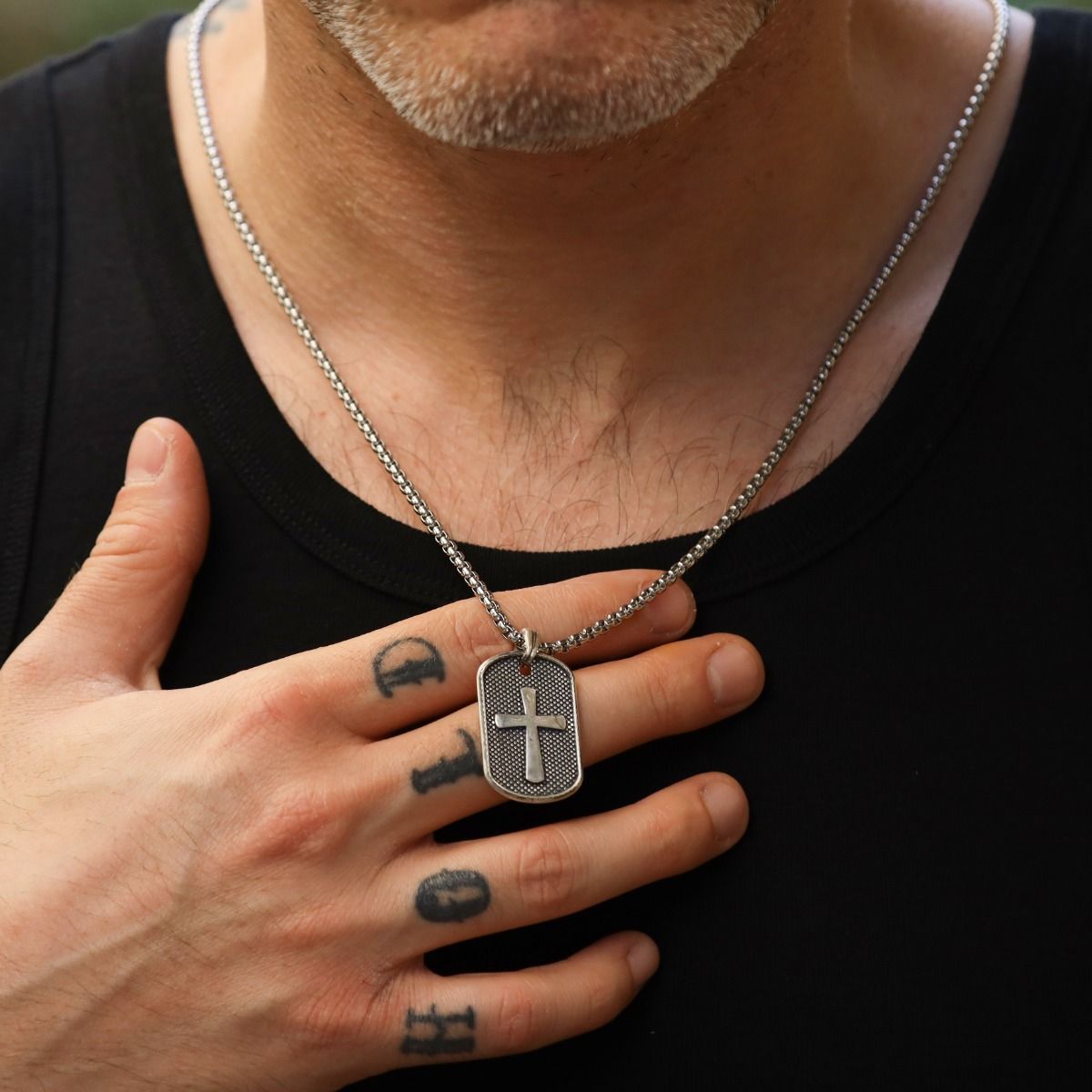 クロスペンダント刻印メンズネックレス ・ スターリングシルバー