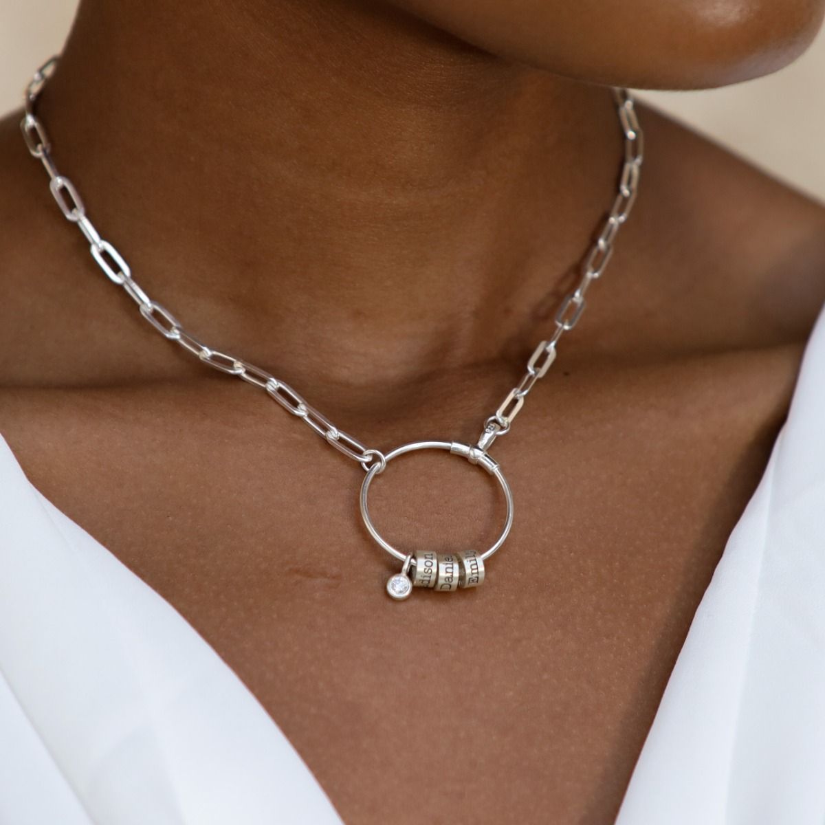 アリヤダイヤモンド付きサークル名入れネックレス[スターリングシルバー]