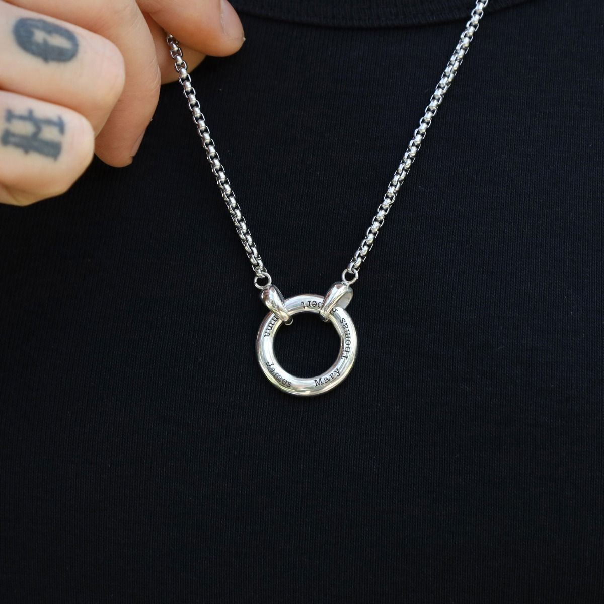 父親のビッグサークルボックスチェーン名入れメンズネックレス［スターリングシルバー］