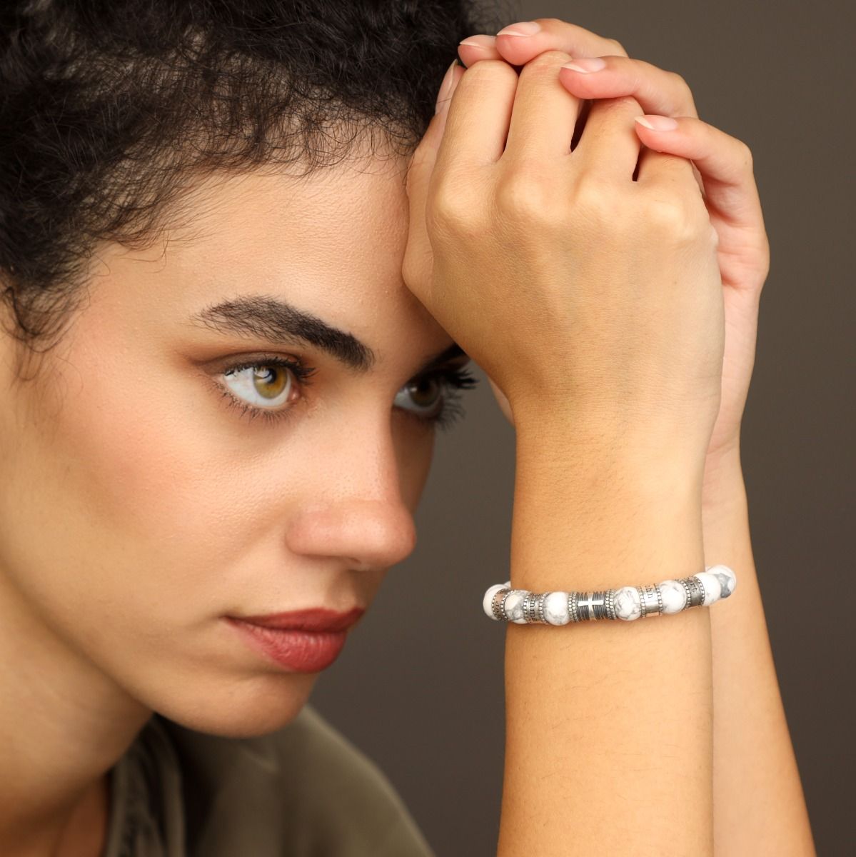 十字架ハウライト レディーズ 名入れブレスレット [スターリングシルバー]