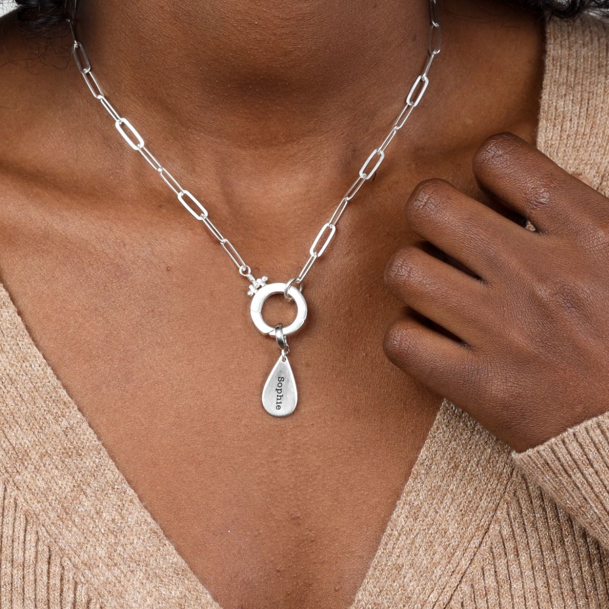 ラージドロップ名入れチャーム［スターリングシルバー］