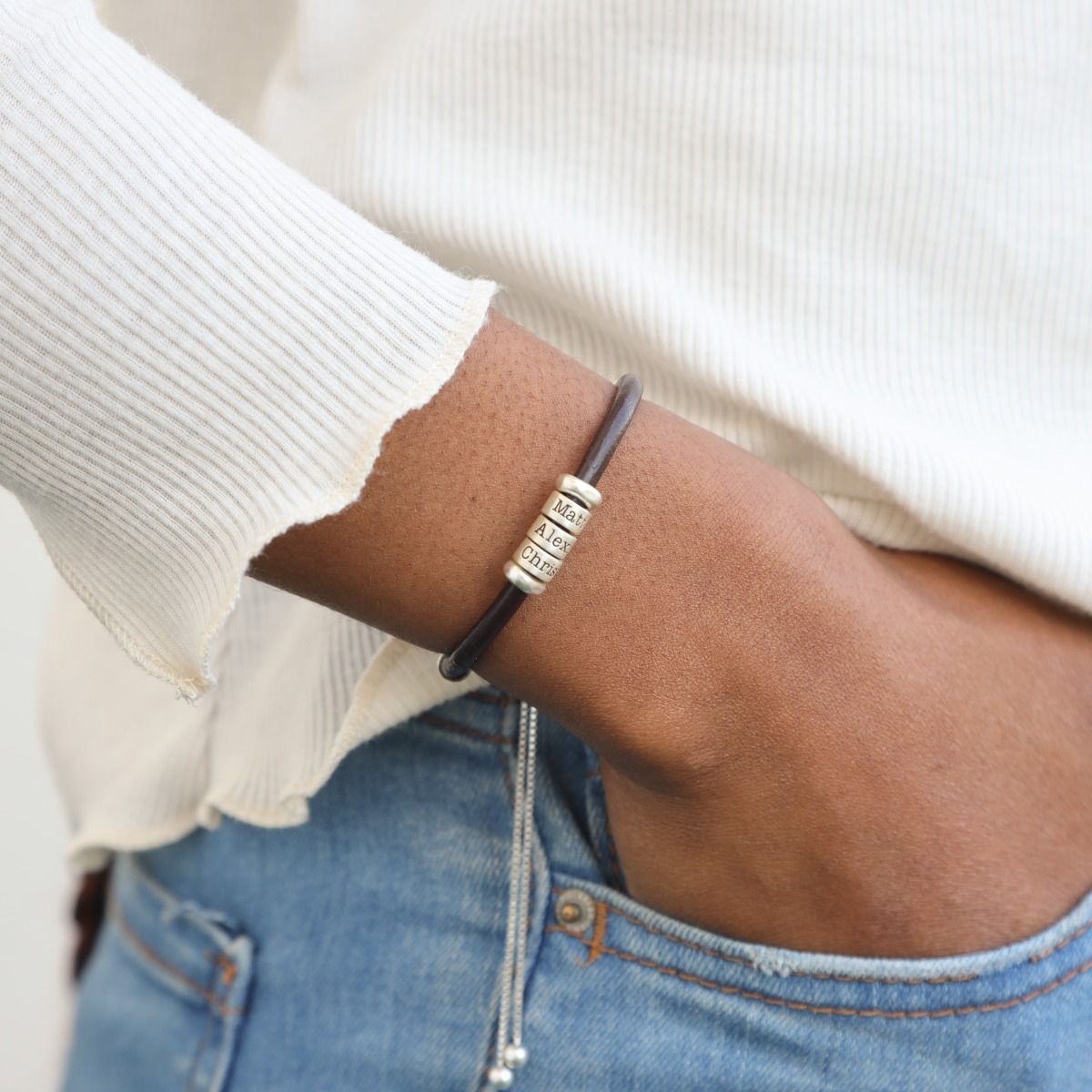 心の絆 名入れブレスレット [ブラウンレザー]