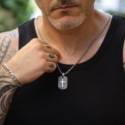 クロスペンダント刻印メンズネックレス ・ スターリングシルバー