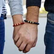 黒いオニクス名入れメンズブレスレット ・ １８Kゴールドヴェルメイユ