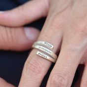 白鳥の名入れリング・3つの名前 [スターリングシルバー]