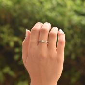 カリーナリング ・槌目仕上げスクエア［スターリングシルバー］