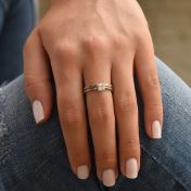 カリーナリング ・槌目仕上げスクエア［スターリングシルバー］