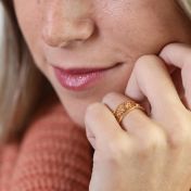 ファミリールーツ誕生石リング　[18Kゴールドメッキ]