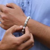 イーヴルアイハウライトメンズ名入れブレスレット 