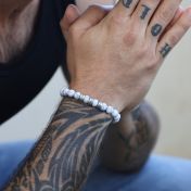 ハウライトメンズ名入れブレスレット 