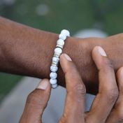 ハウライトメンズ名入れブレスレット 