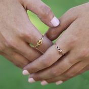 心の絆誕生石リング・ハート　[18Kゴールドメッキ]