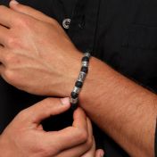 イーヴルアイ火山岩メンズ名入れブレスレット