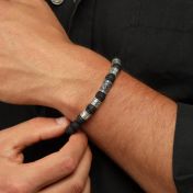 ハムサ火山岩メンズ名入れブレスレット