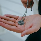 コーディネート付きコンパスネックレス　[スターリングシルバー]