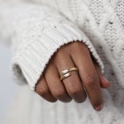 白鳥の名入れリング・2つの名前 [１８Kゴールドメッキ]